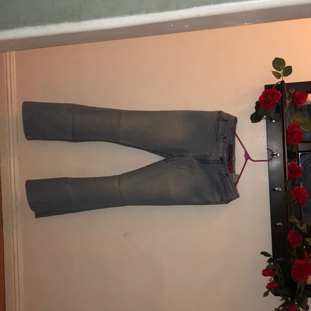 Jeans - Picture 2 of 4